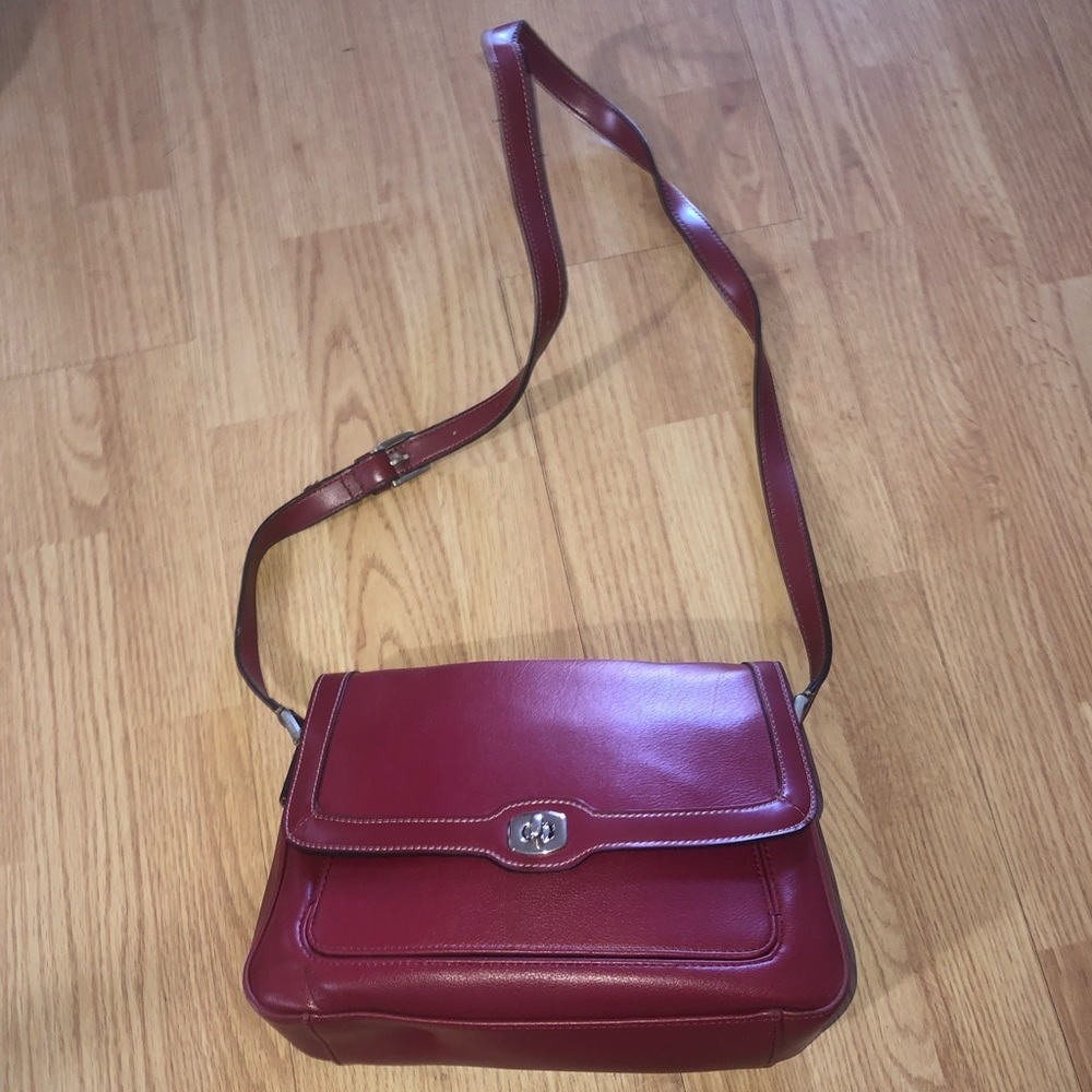 LIZ CLAIBORNE MINI FLAP BAG RED WORN ONCE!
